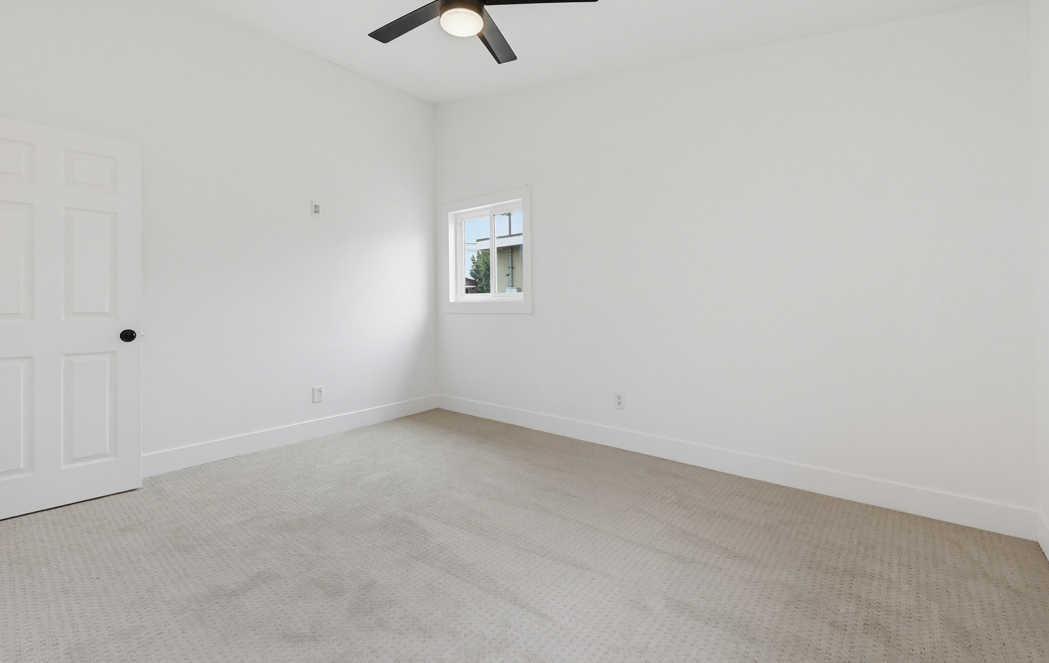 Virtual tour photo 29 of 90 for 2280 Hemlock Ave