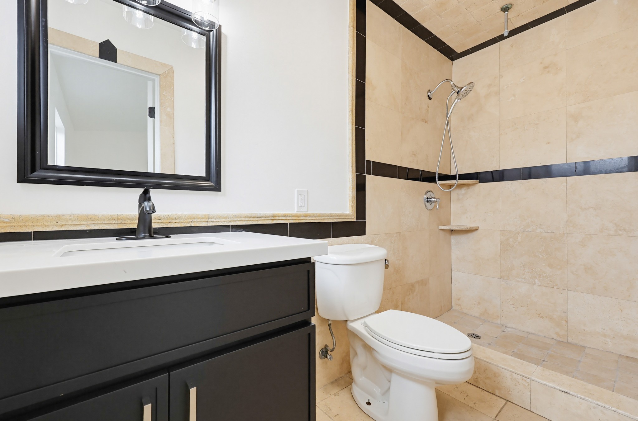 Virtual tour photo 30 of 90 for 2280 Hemlock Ave
