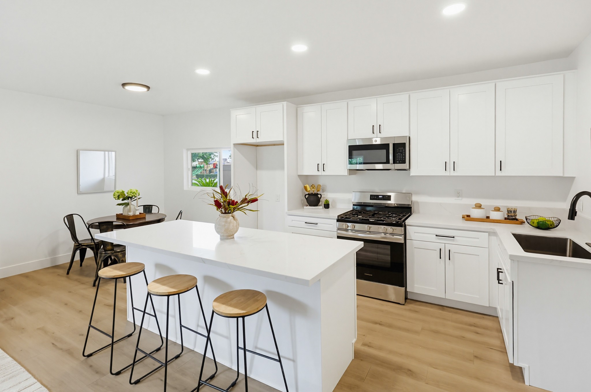 Virtual tour photo 58 of 90 for 2280 Hemlock Ave