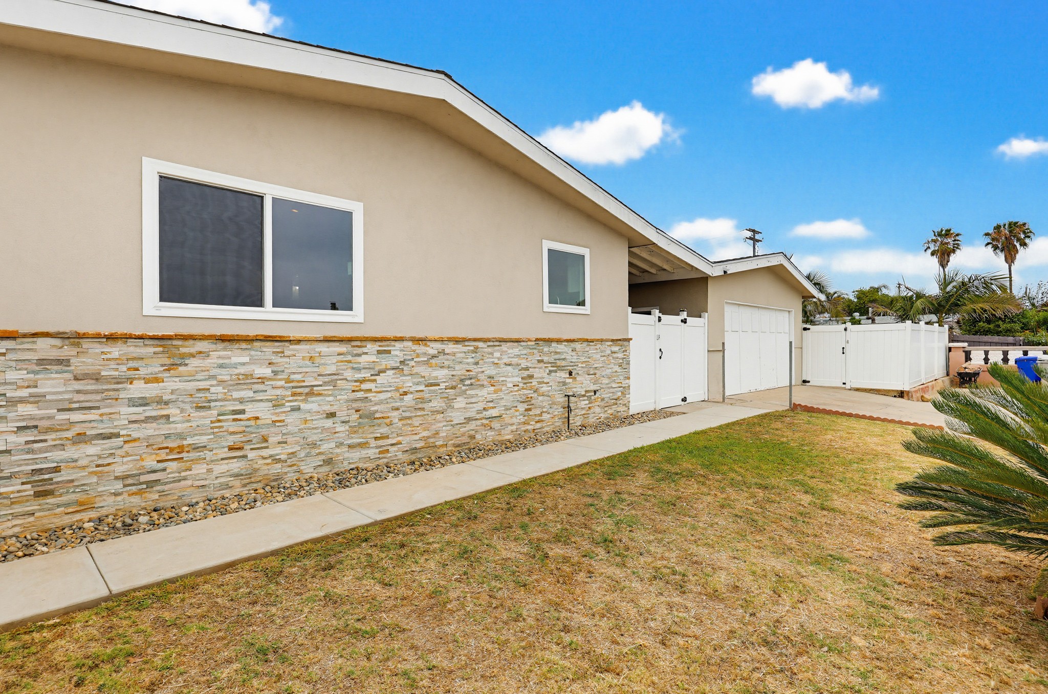 Virtual tour photo 85 of 90 for 2280 Hemlock Ave