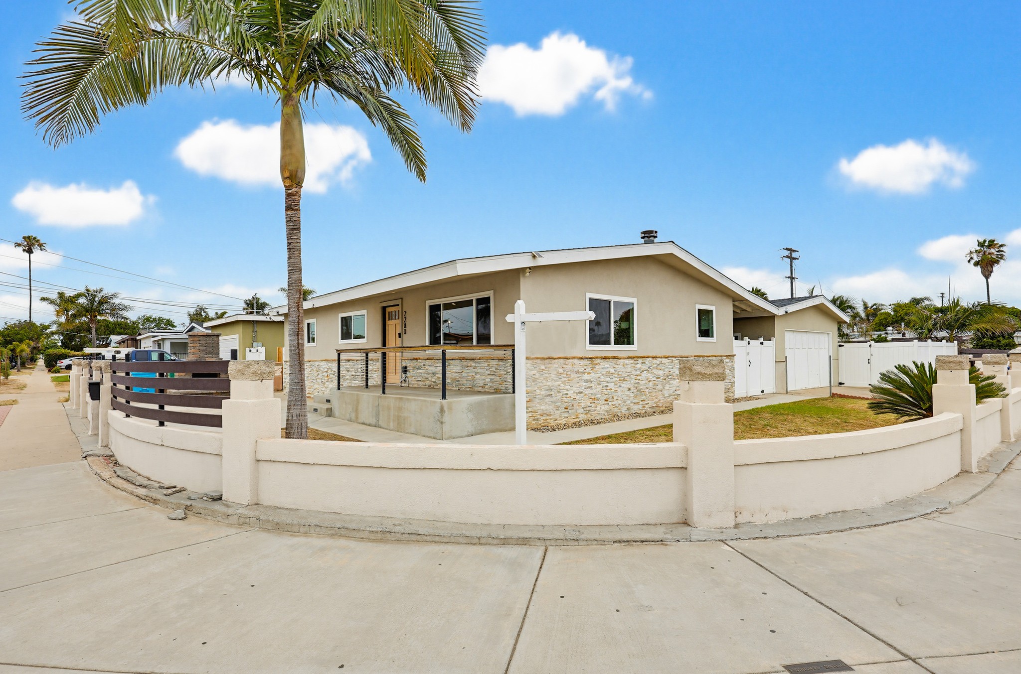 Virtual tour photo 88 of 90 for 2280 Hemlock Ave