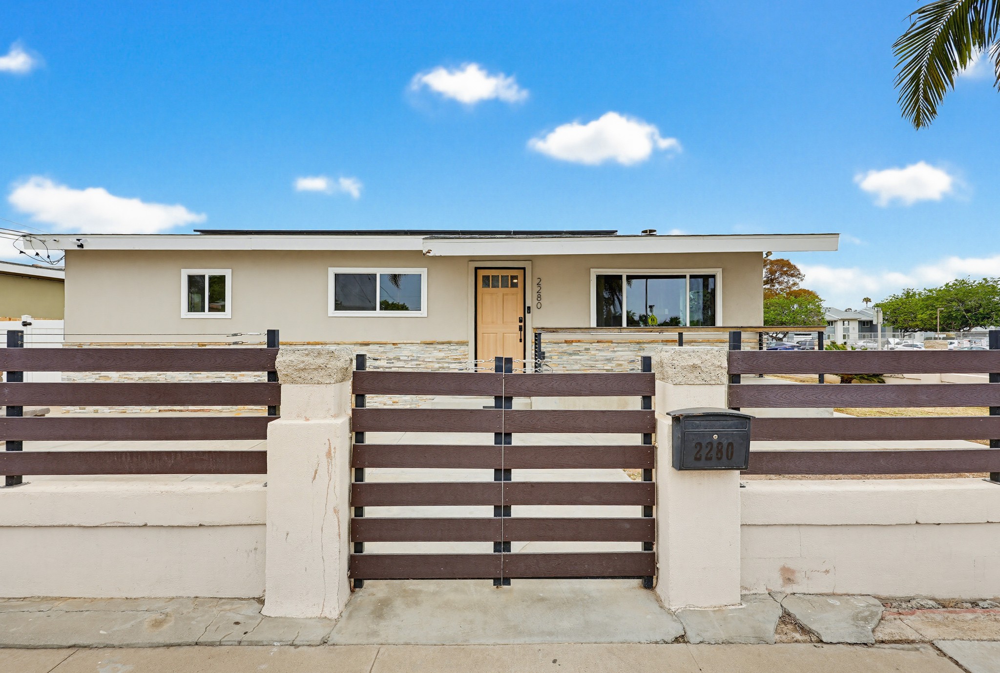 Virtual tour photo 89 of 90 for 2280 Hemlock Ave