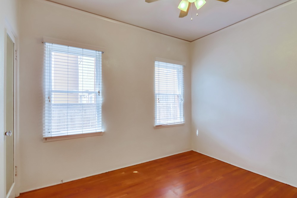 Virtual tour photo 23 of 25 for 229 Kalmia St