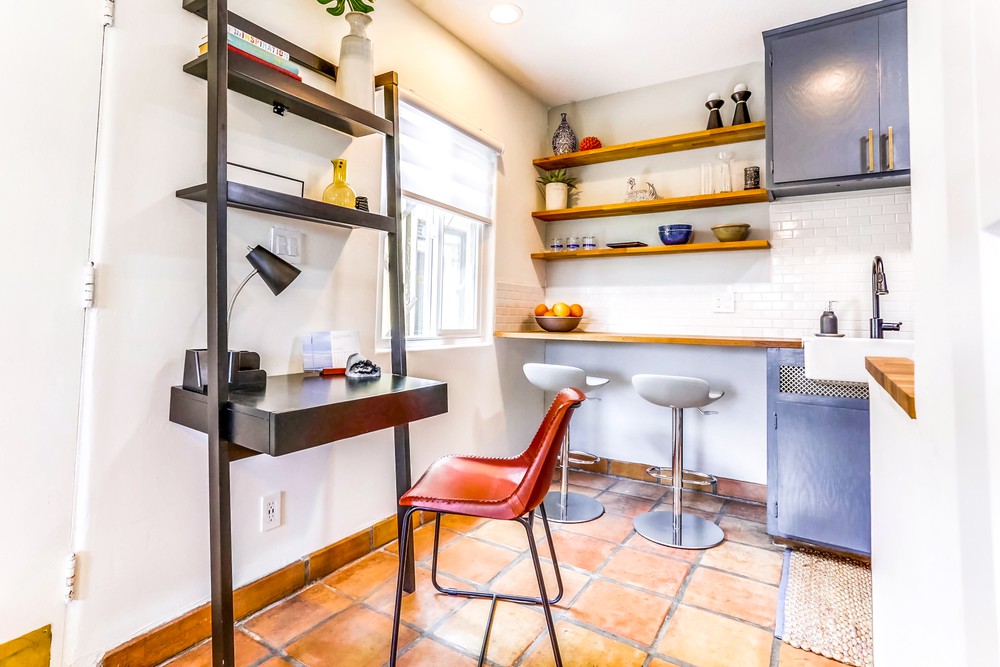 Virtual tour photo 18 of 46 for 2290 Congress St