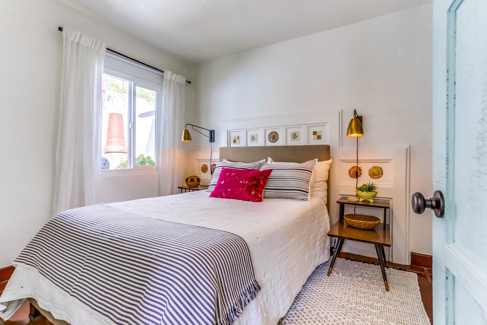 Virtual tour photo 36 of 46 for 2290 Congress St