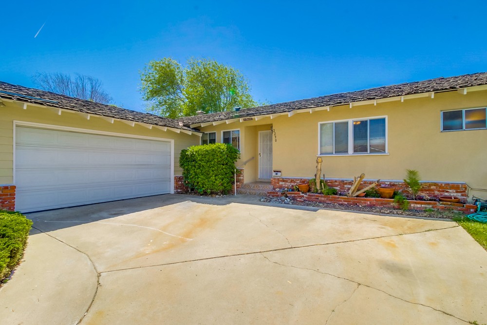 Virtual tour photo 5 of 36 for 2290 Salisbury Dr