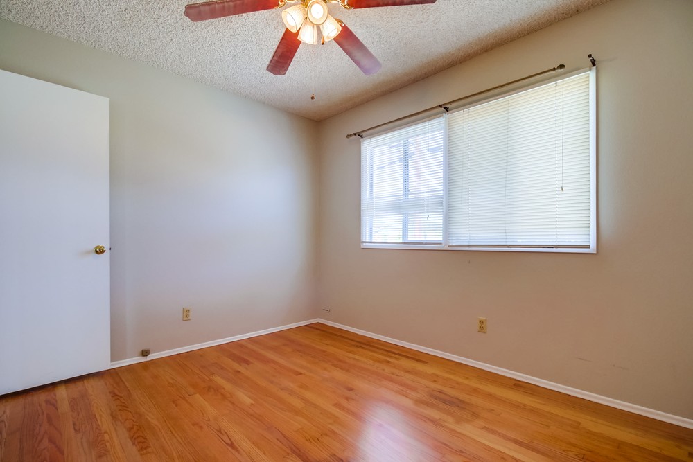 Virtual tour photo 25 of 36 for 2290 Salisbury Dr