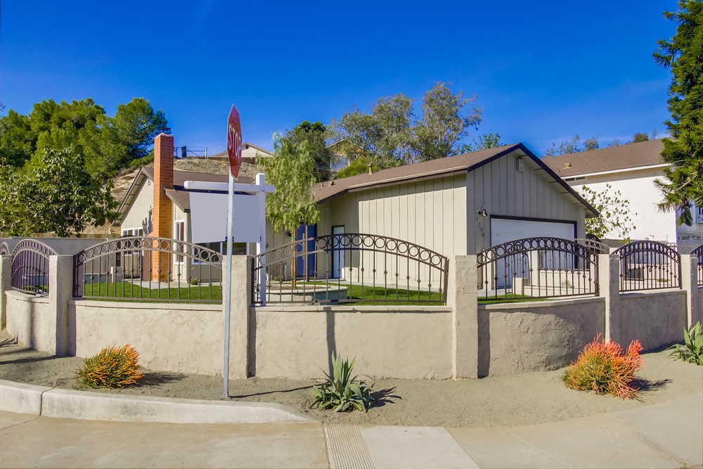 Virtual tour photo 3 of 33 for 2294 Barney St