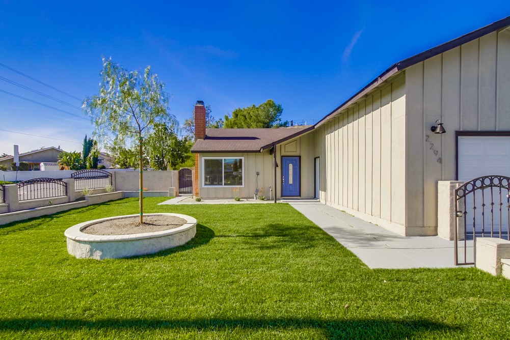 Virtual tour photo 6 of 33 for 2294 Barney St