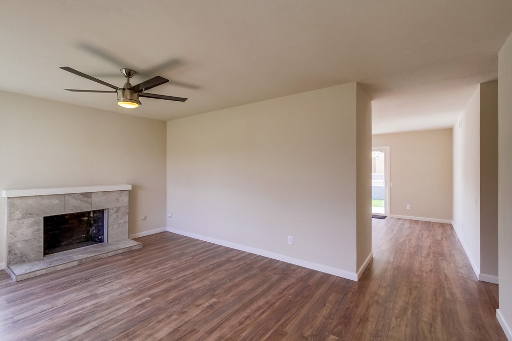 Virtual tour photo 10 of 33 for 2294 Barney St