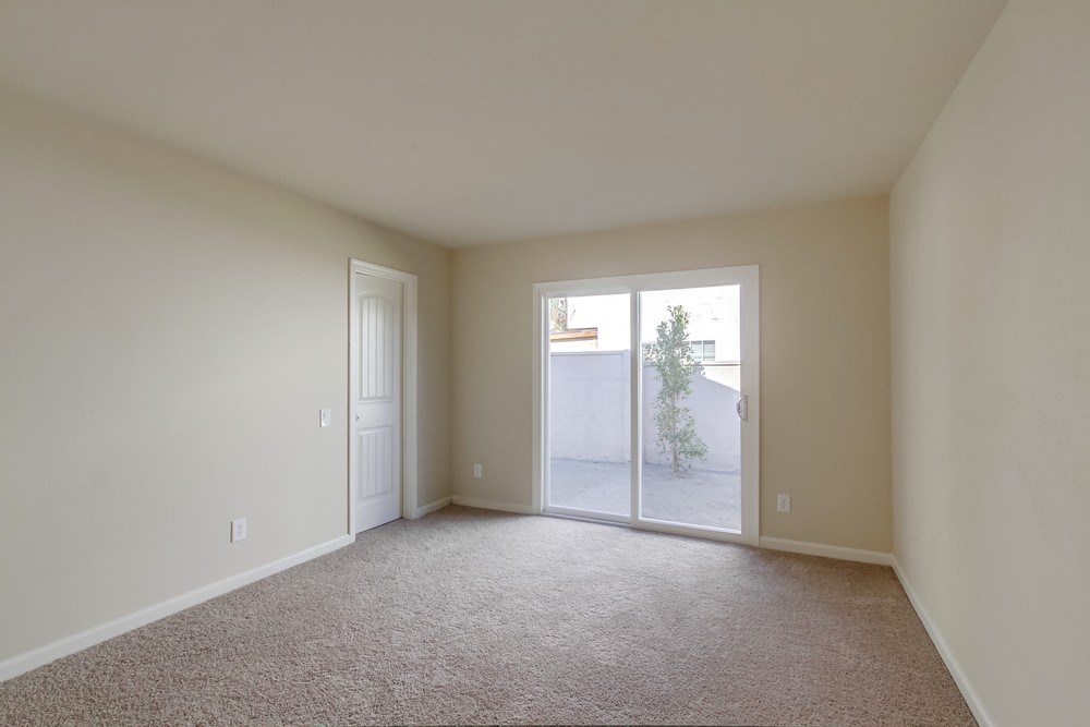 Virtual tour photo 18 of 33 for 2294 Barney St