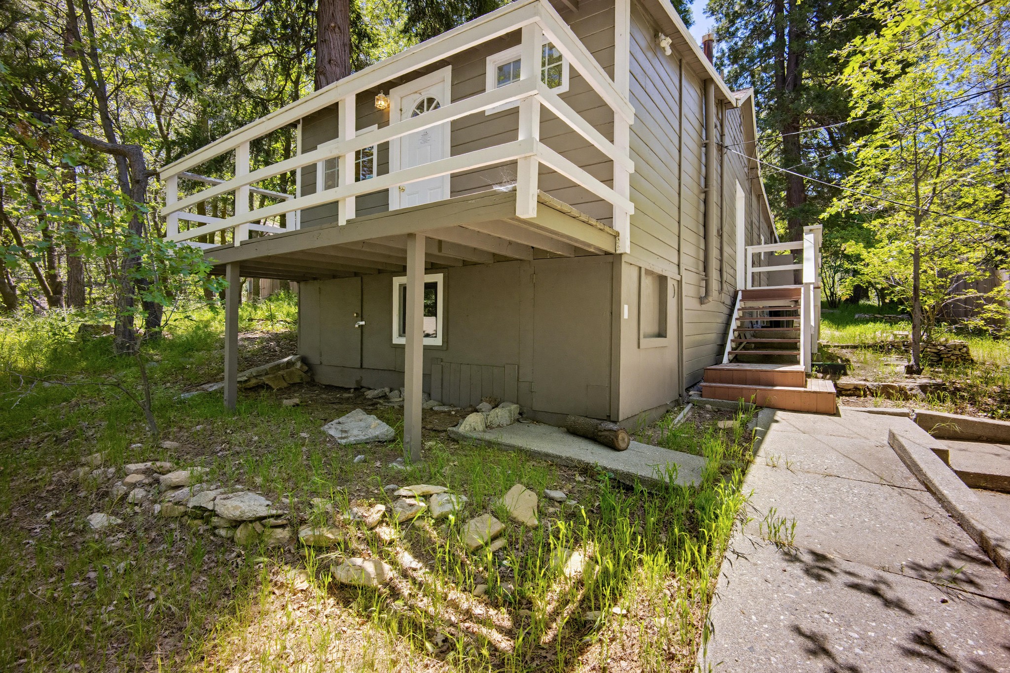 Virtual tour photo 5 of 32 for 22951 Redwood Way