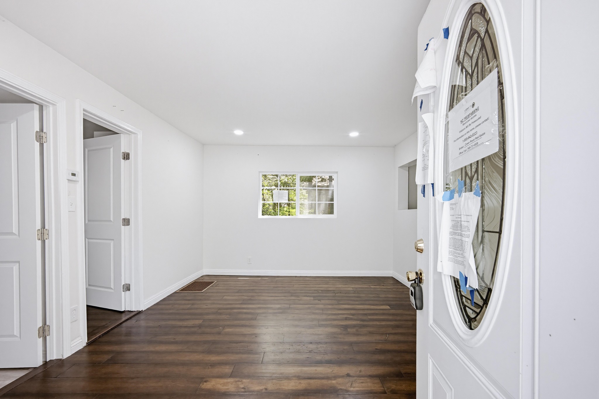 Virtual tour photo 9 of 32 for 22951 Redwood Way