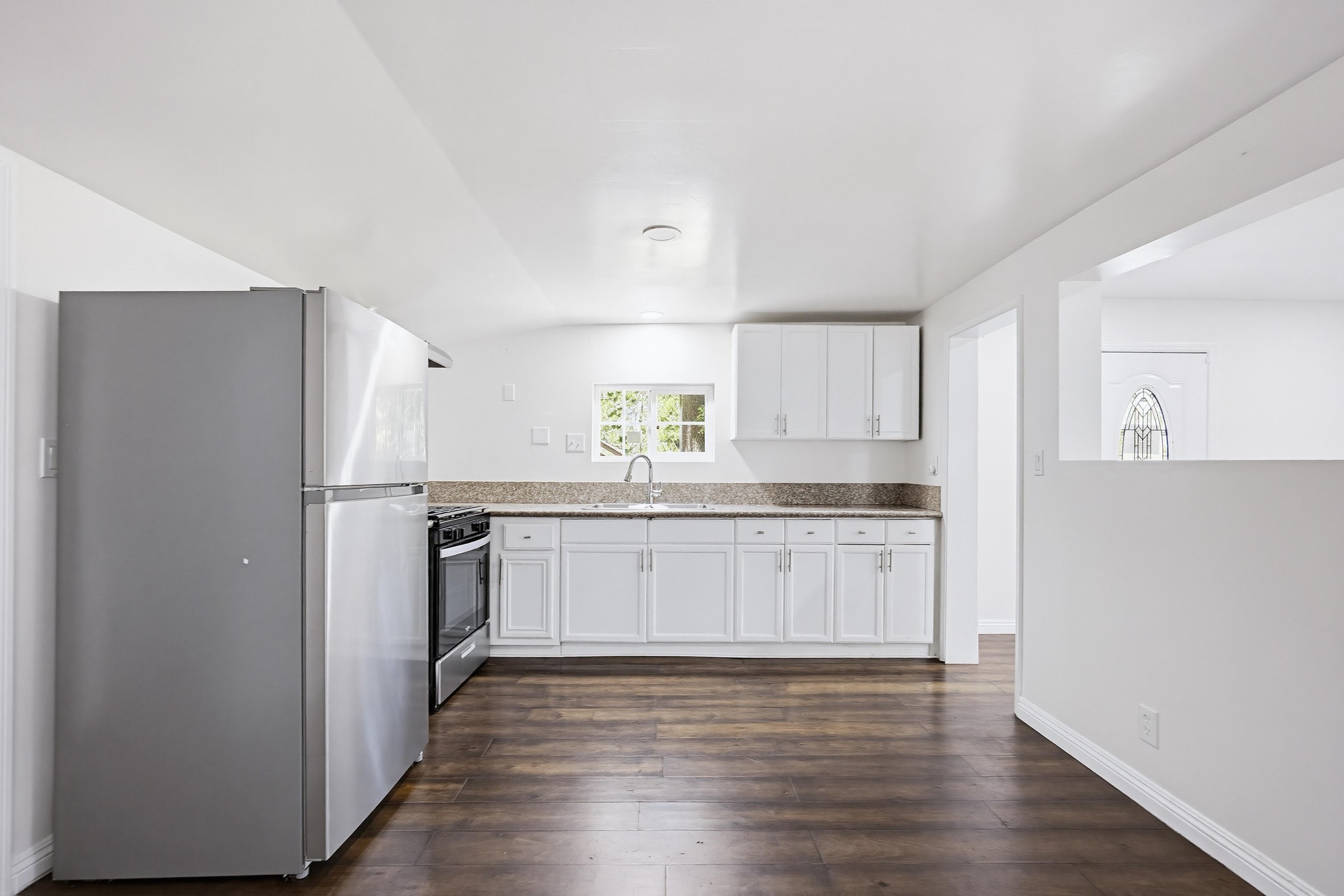 Virtual tour photo 16 of 32 for 22951 Redwood Way
