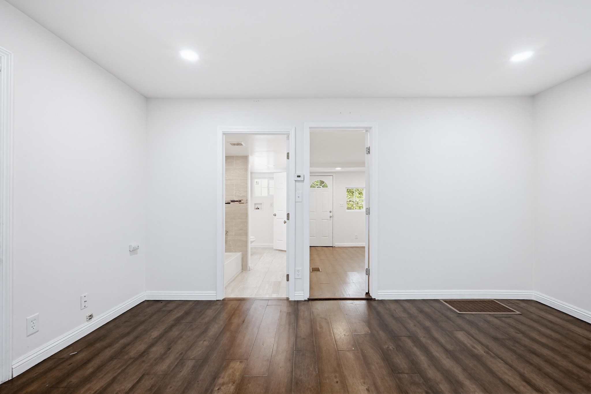 Virtual tour photo 22 of 32 for 22951 Redwood Way