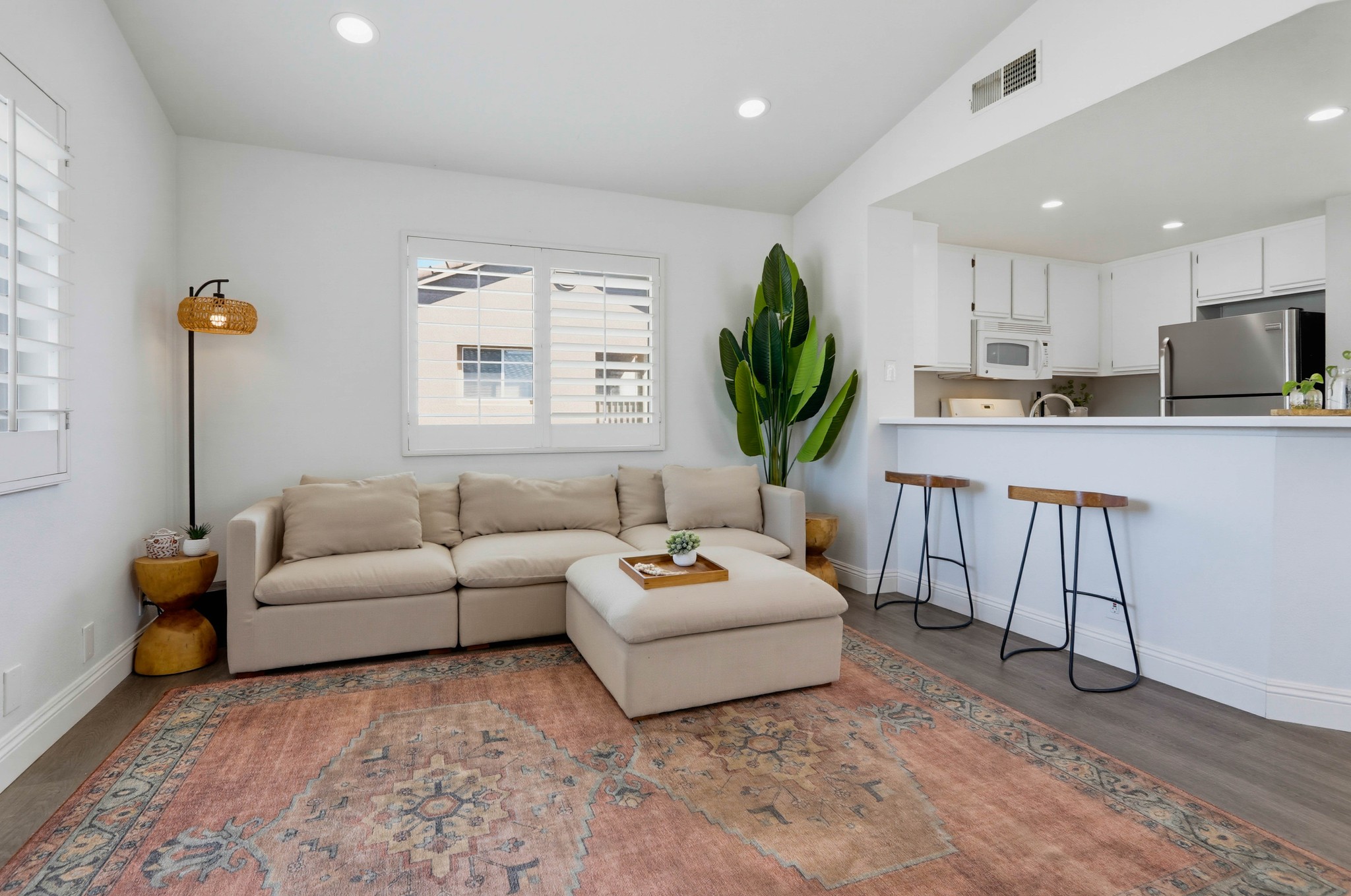 Virtual tour photo 10 of 60 for 23 Pomelo