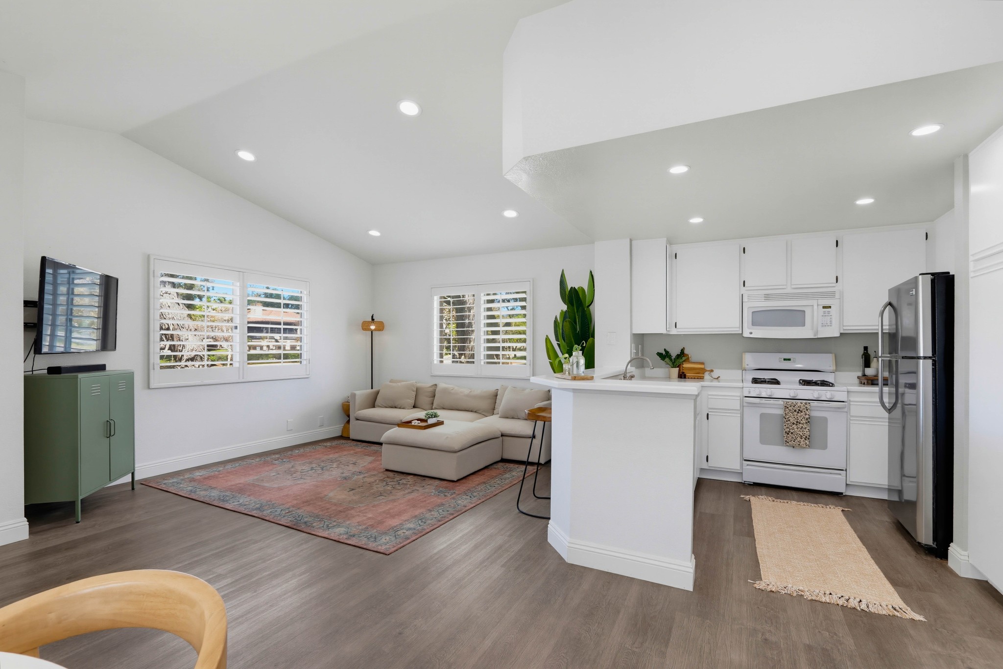 Virtual tour photo 17 of 60 for 23 Pomelo