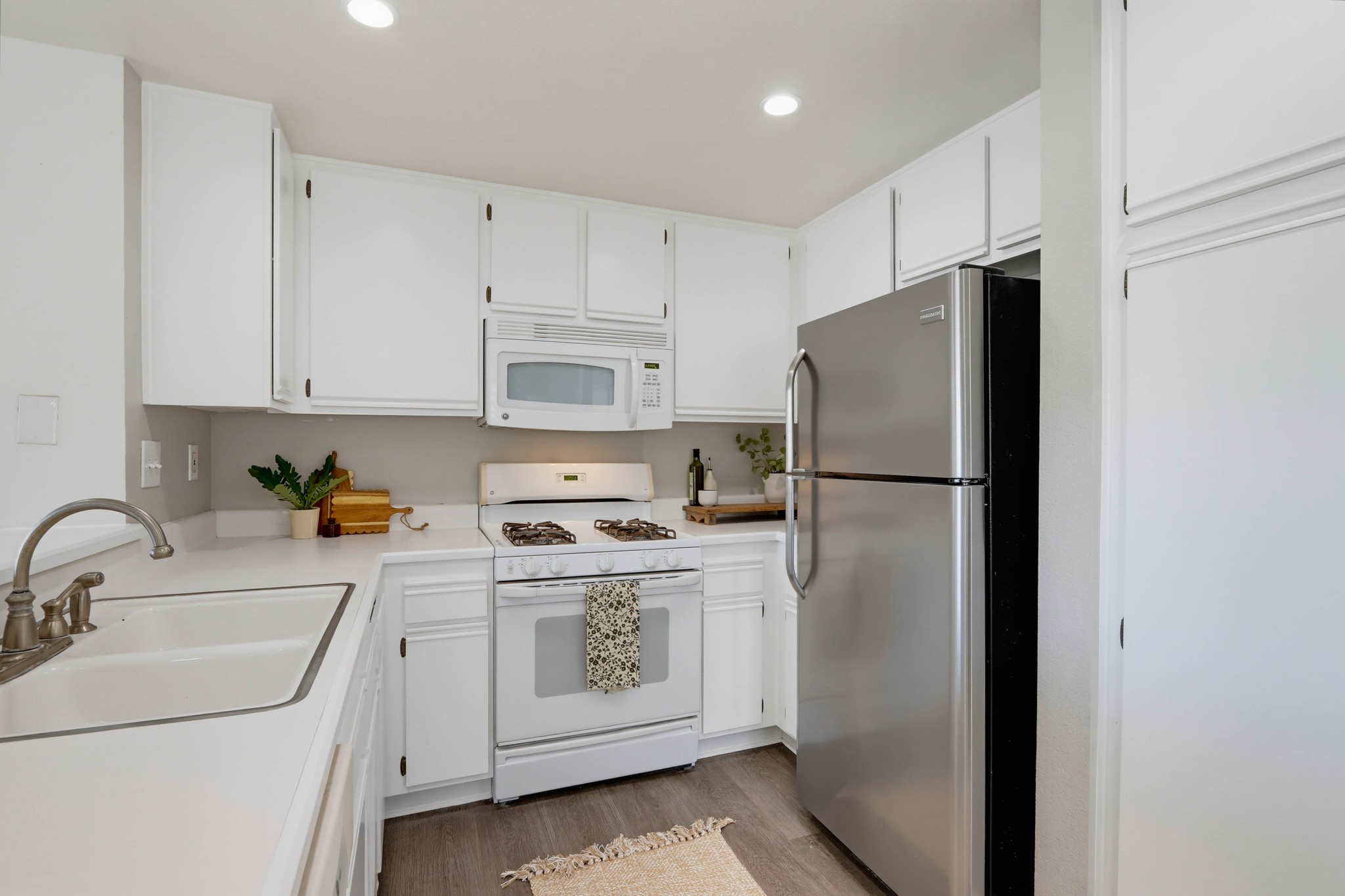 Virtual tour photo 22 of 60 for 23 Pomelo