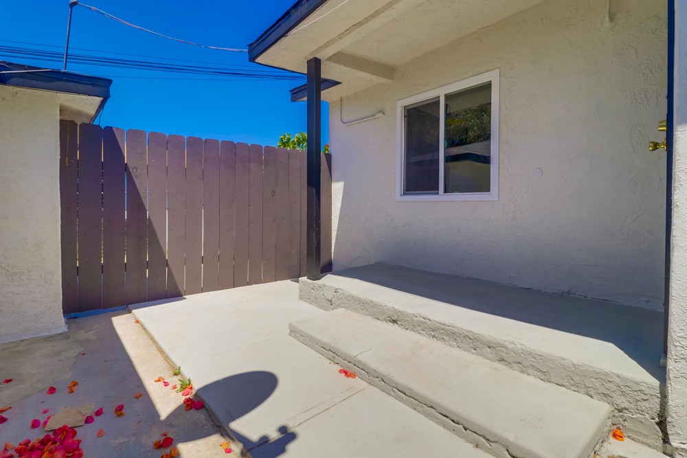 Virtual tour photo 5 of 52 for 23 S Pardee St