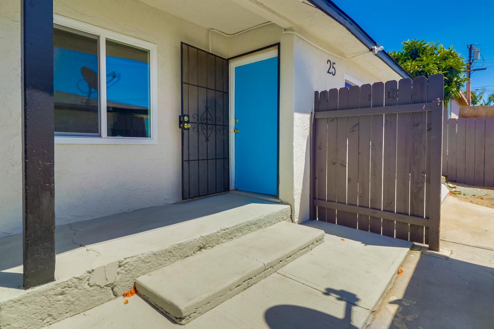 Virtual tour photo 6 of 52 for 23 S Pardee St