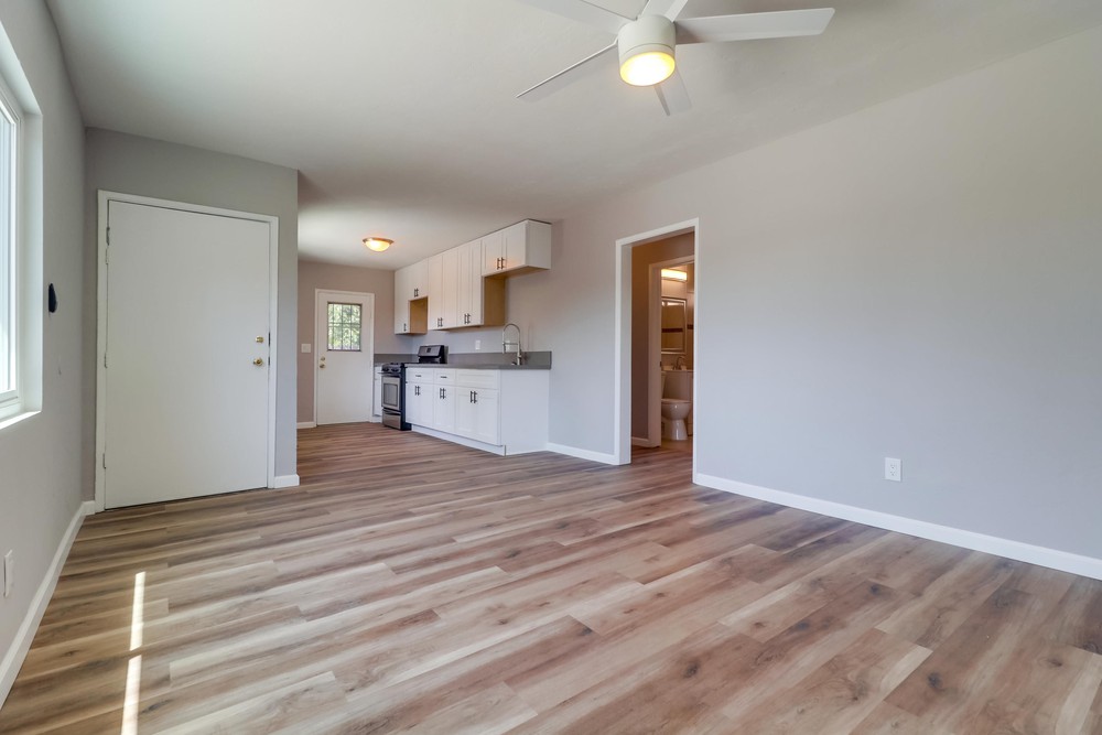 Virtual tour photo 9 of 52 for 23 S Pardee St