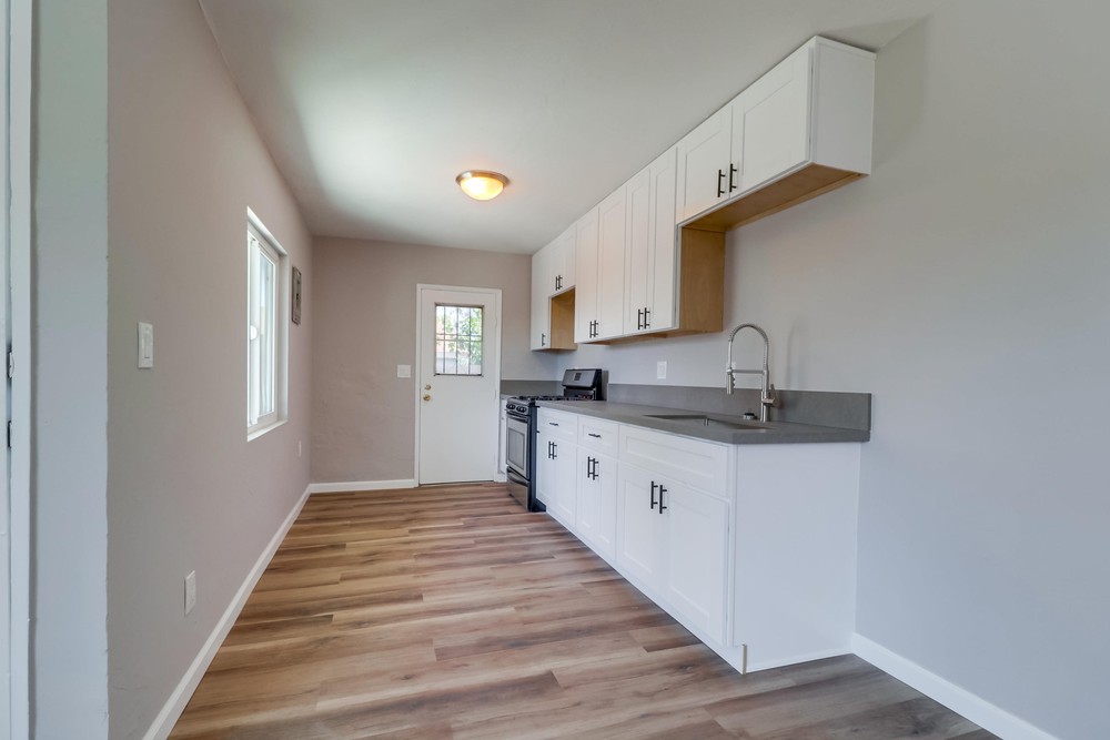 Virtual tour photo 11 of 52 for 23 S Pardee St