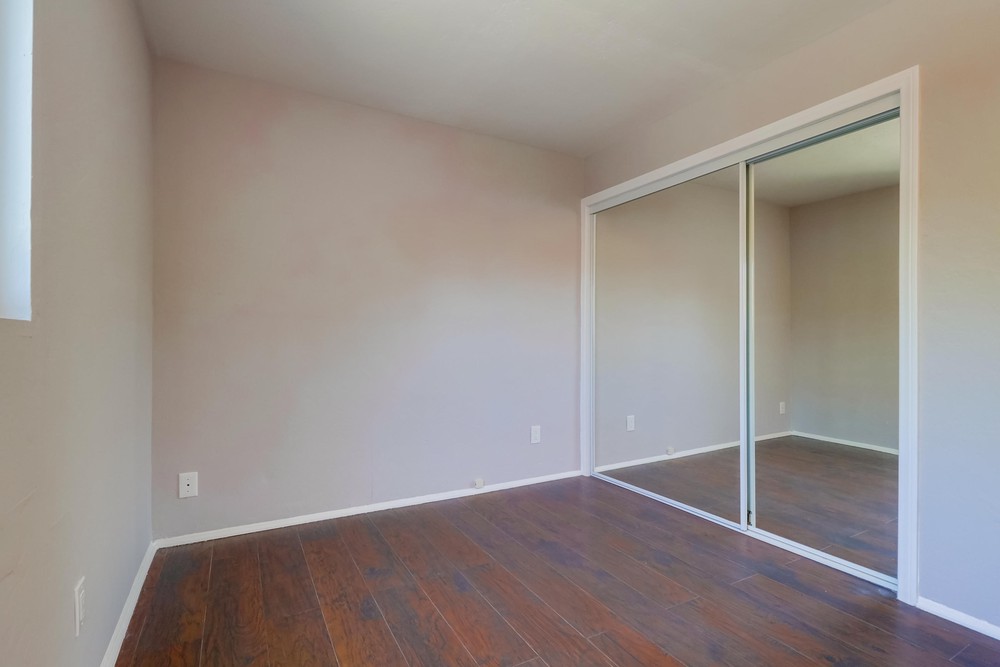 Virtual tour photo 18 of 52 for 23 S Pardee St