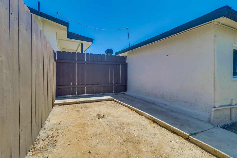 Virtual tour photo 21 of 52 for 23 S Pardee St