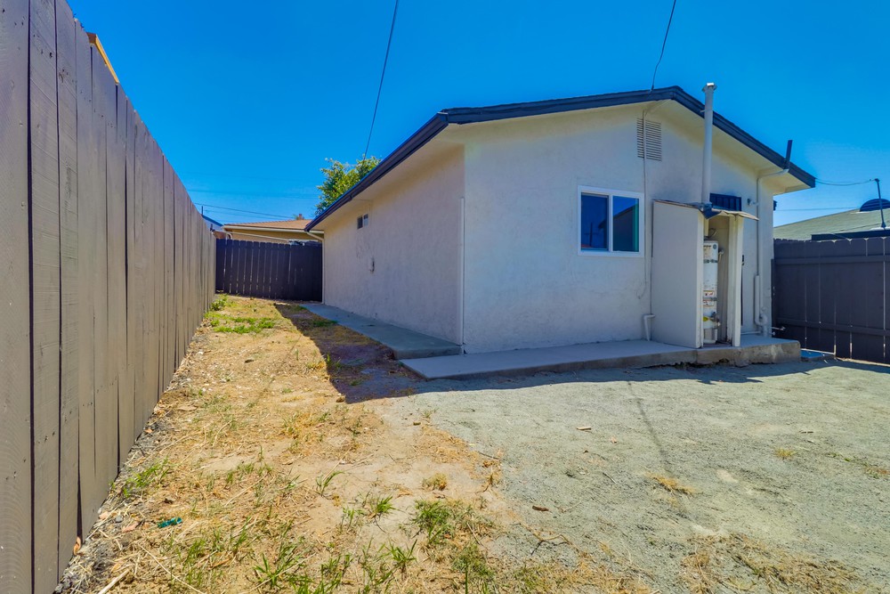 Virtual tour photo 27 of 52 for 23 S Pardee St