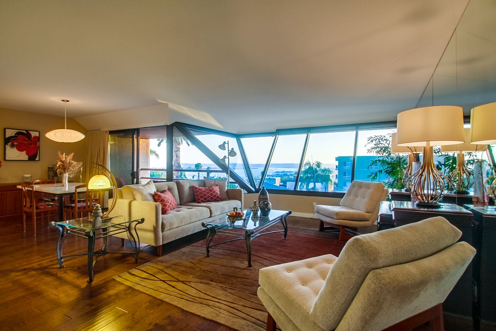 Virtual tour photo 16 of 64 for 230 W Laurel St #401