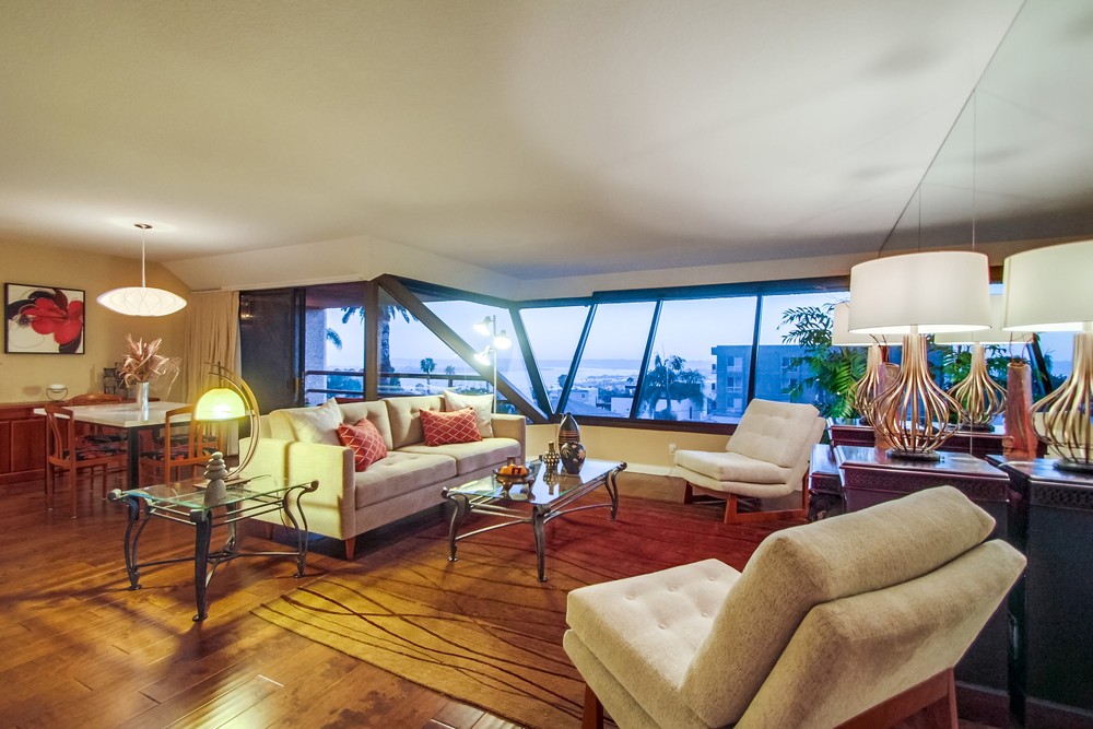 Virtual tour photo 17 of 64 for 230 W Laurel St #401