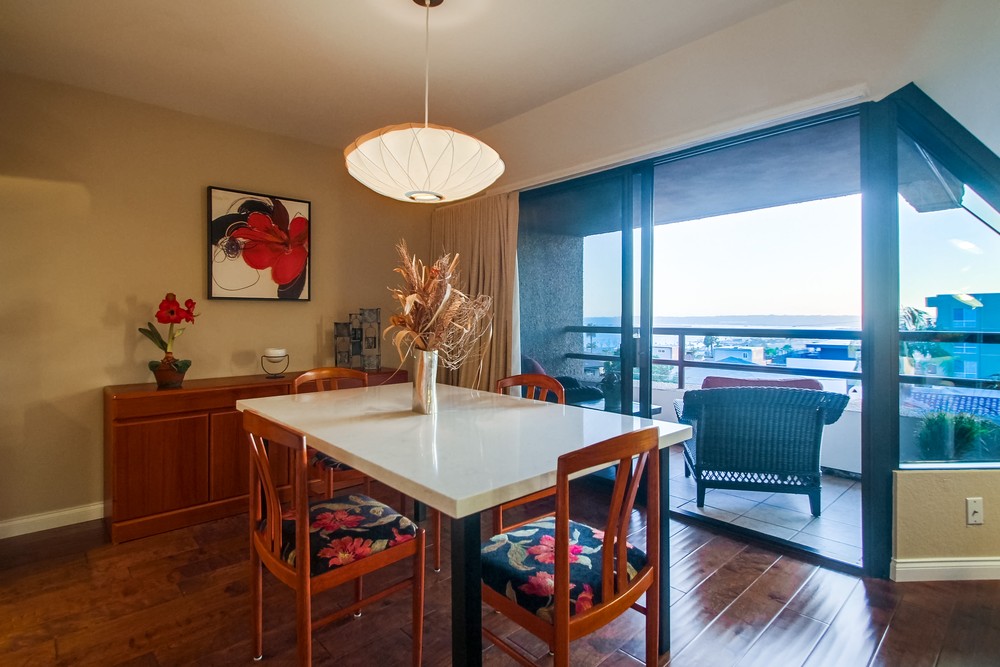 Virtual tour photo 21 of 64 for 230 W Laurel St #401