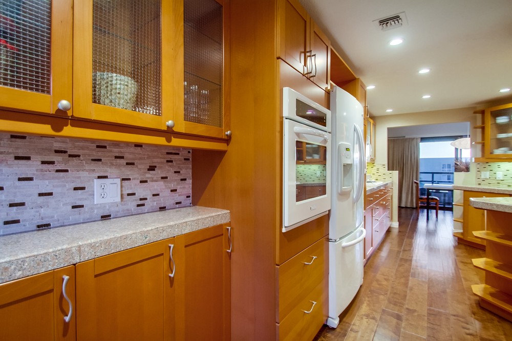 Virtual tour photo 32 of 64 for 230 W Laurel St #401