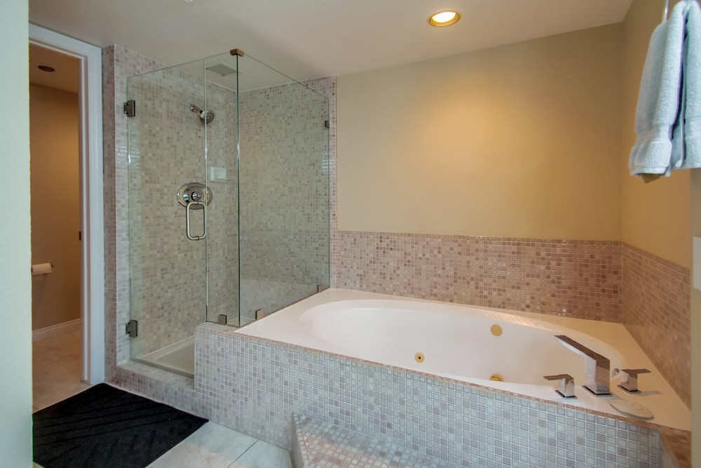 Virtual tour photo 47 of 64 for 230 W Laurel St #401