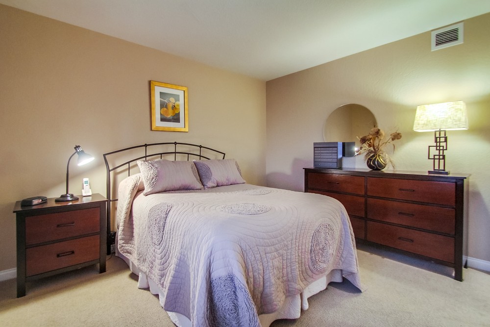Virtual tour photo 51 of 64 for 230 W Laurel St #401