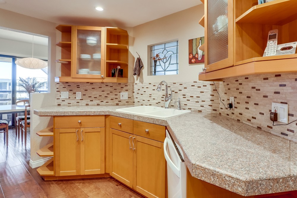Virtual tour photo 24 of 55 for 230 W Laurel St #401