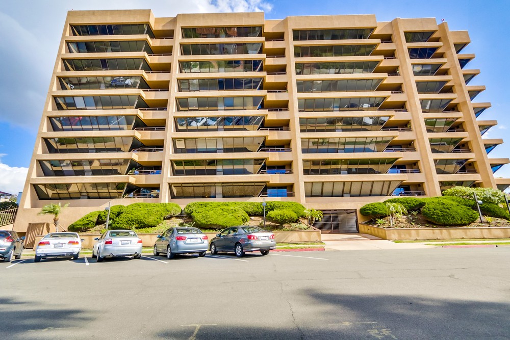 Virtual tour photo 3 of 73 for 230 W Laurel St