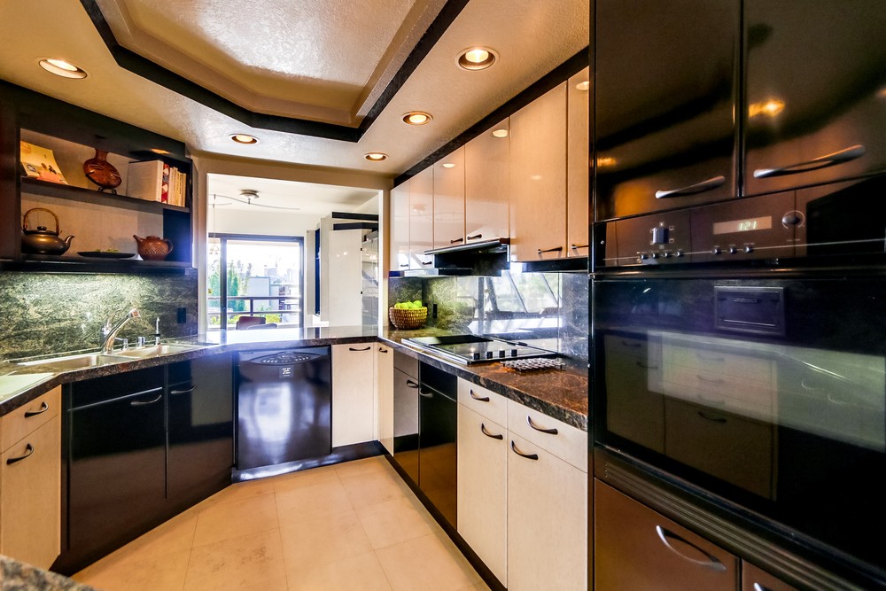 Virtual tour photo 36 of 73 for 230 W Laurel St