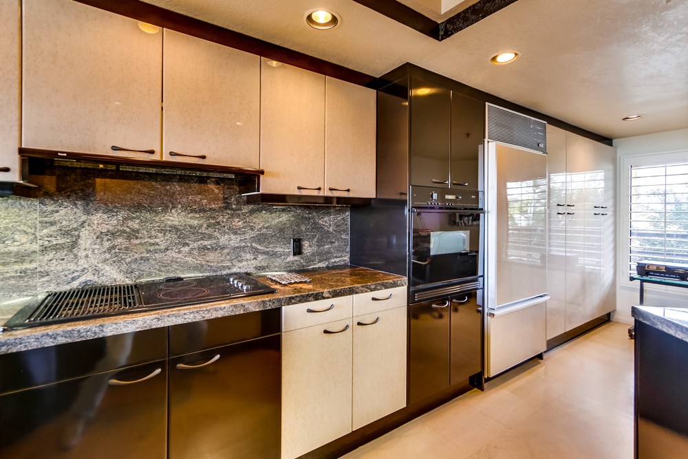 Virtual tour photo 38 of 73 for 230 W Laurel St