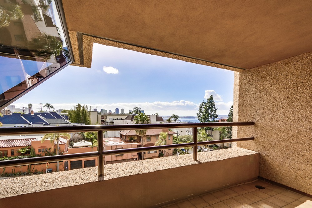 Virtual tour photo 39 of 73 for 230 W Laurel St