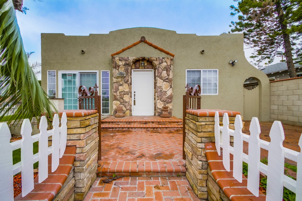 Virtual tour photo 5 of 35 for 2306 32nd St