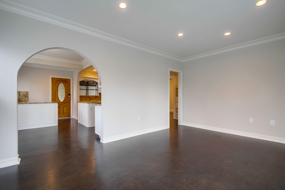 Virtual tour photo 15 of 35 for 2306 32nd St