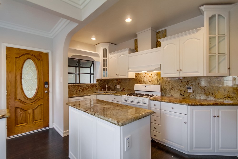 Virtual tour photo 21 of 35 for 2306 32nd St
