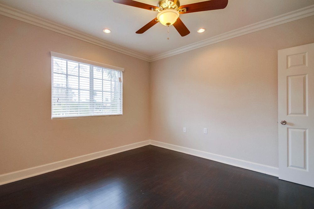 Virtual tour photo 28 of 35 for 2306 32nd St