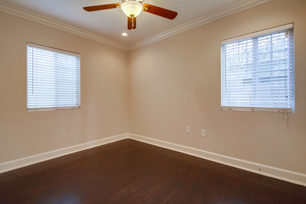 Virtual tour photo 30 of 35 for 2306 32nd St