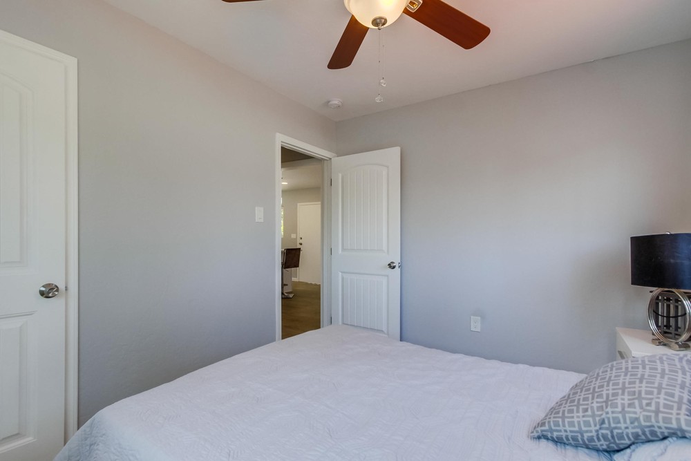 Virtual tour photo 25 of 38 for 2308 Sumac Dr