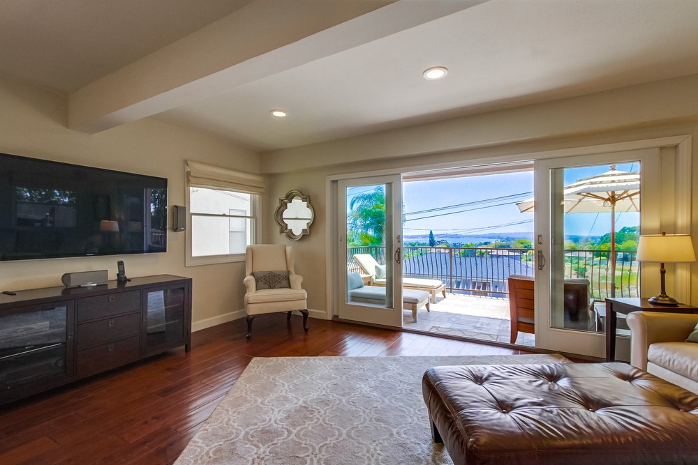 Virtual tour photo 6 of 49 for 2314 Geranium St