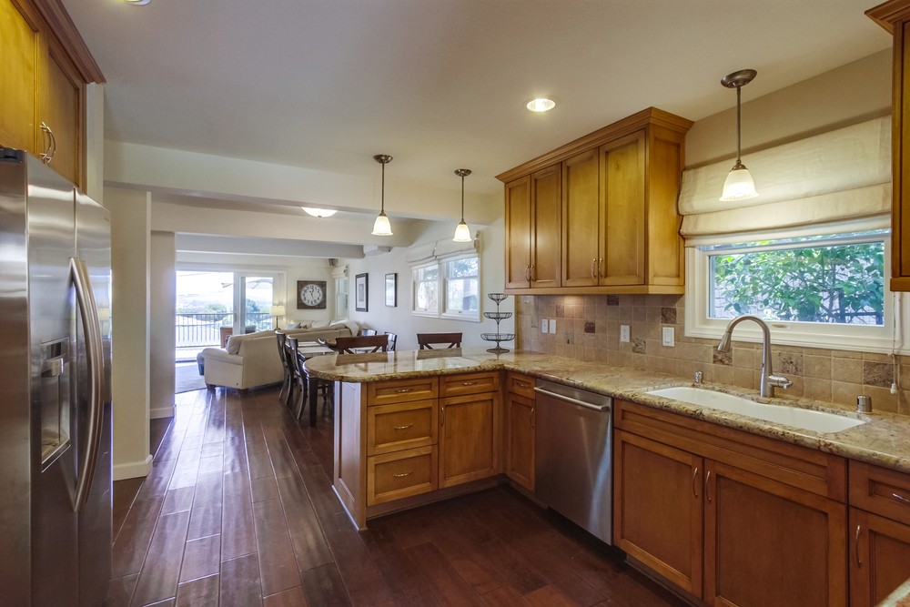 Virtual tour photo 13 of 49 for 2314 Geranium St