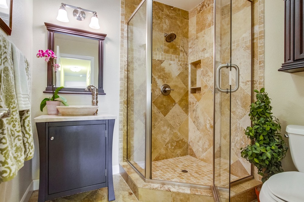 Virtual tour photo 18 of 49 for 2314 Geranium St