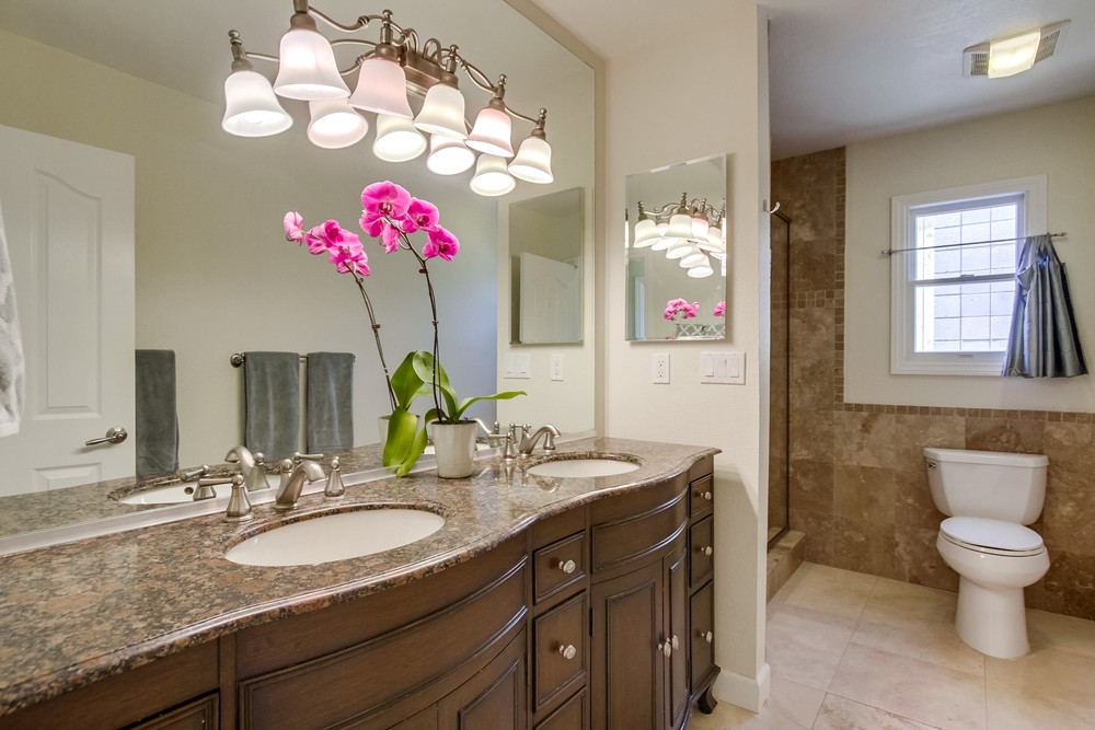 Virtual tour photo 35 of 49 for 2314 Geranium St